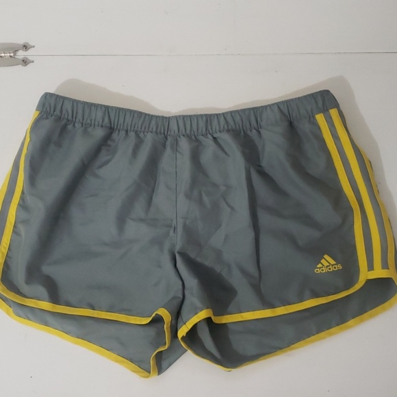 adidas Pants - ADIDAS CLIMATE RUNNING SHORTS
